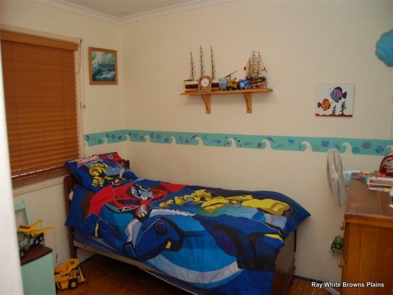 15 Clonmel Street, Regents Park QLD 4118