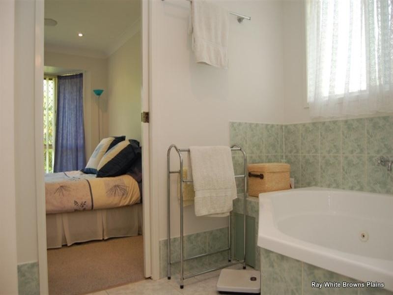 68 Berkley Drive North, Browns Plains QLD 4118