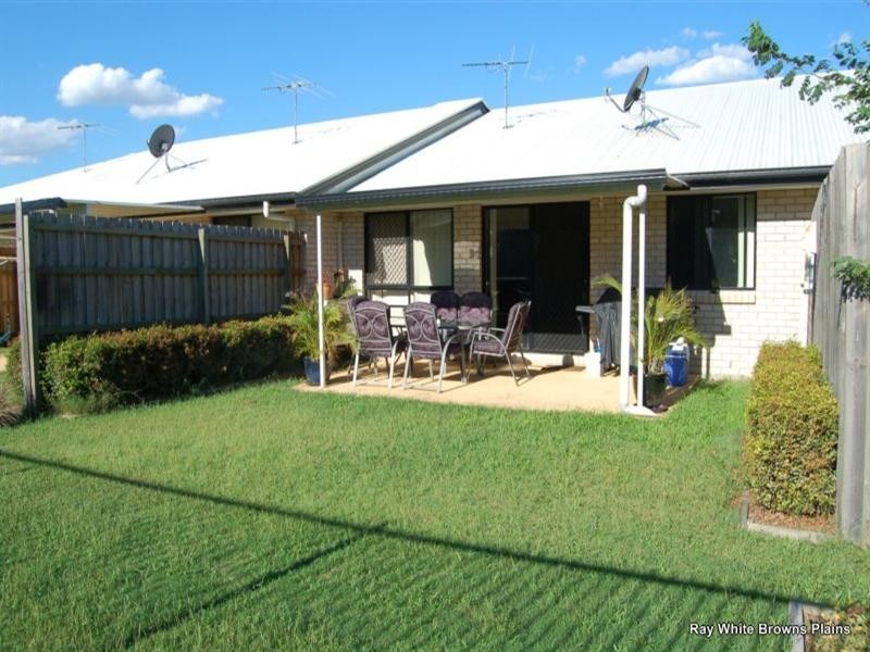 11/8 Shareece Court, Crestmead QLD 4132