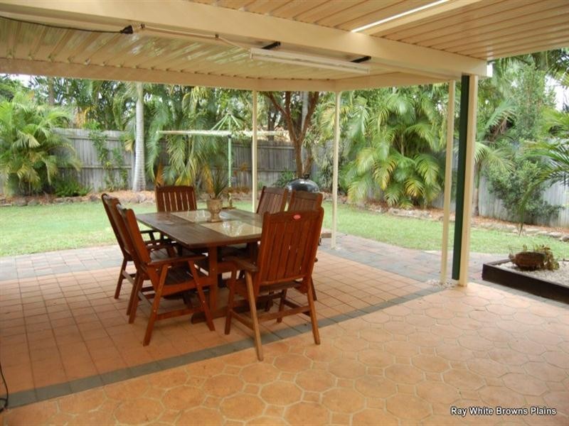 43 Benjamina Circuit, Regents Park QLD 4118