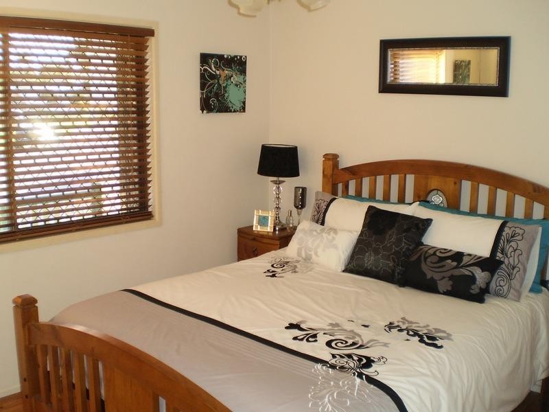 14 Rathkeale Street, Crestmead QLD 4132