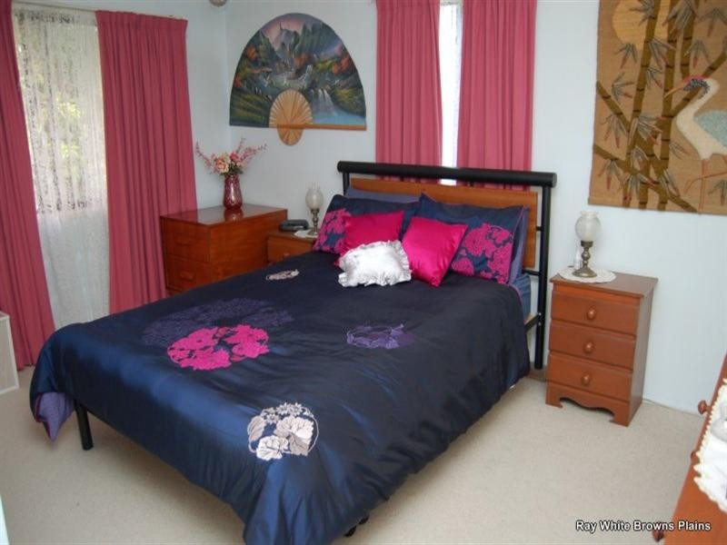 1 Anna Court, Boronia Heights QLD 4124