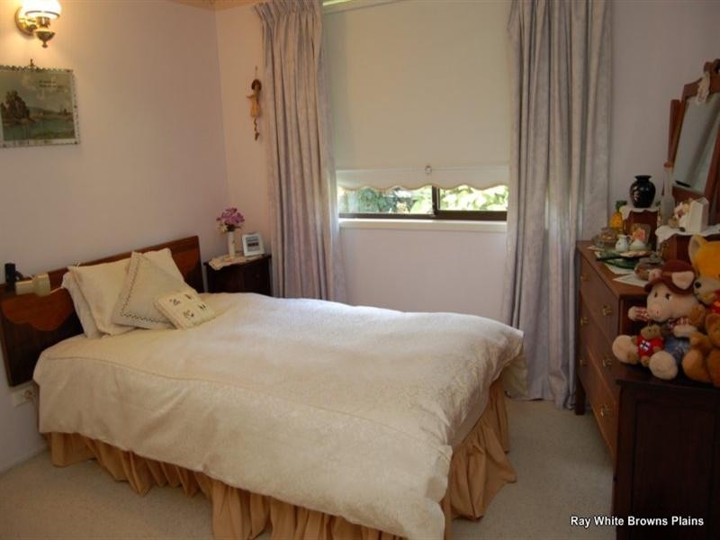 1 Anna Court, Boronia Heights QLD 4124