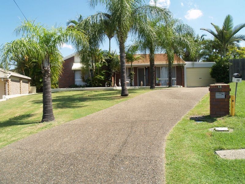 15 Jackson Court, Regents Park QLD 4118