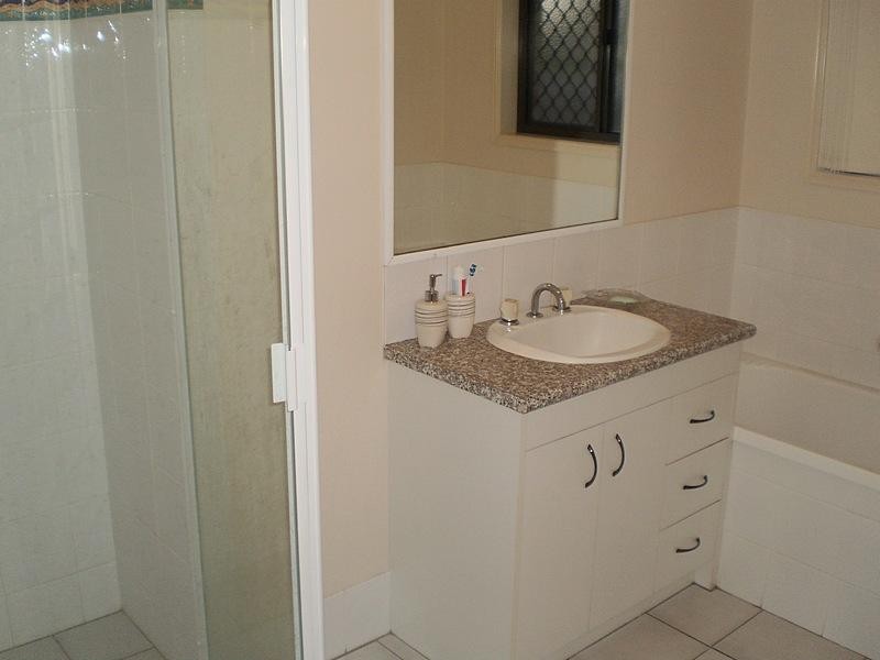 22 Justin Place, Crestmead QLD 4132