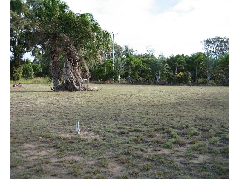 8 Sunset Drive, Agnes Water QLD 4677