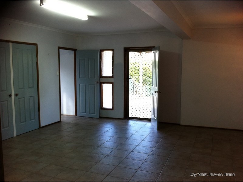 73 Begonia Street, Browns Plains QLD 4118