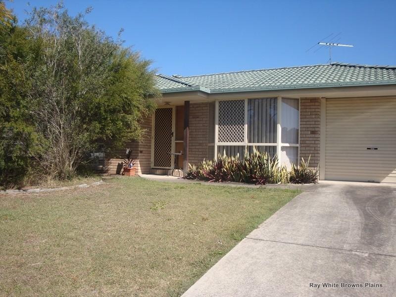 37 Bottlebrush Drive, Regents Park QLD 4118