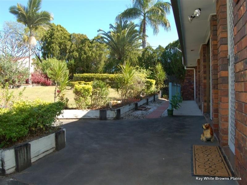 8 Antlia Street, Regents Park QLD 4118