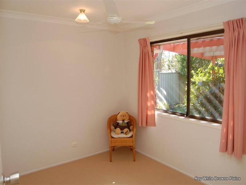 8 Antlia Street, Regents Park QLD 4118