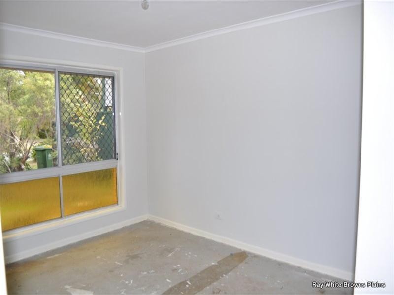 11 Mackellar Drive, Boronia Heights QLD 4124