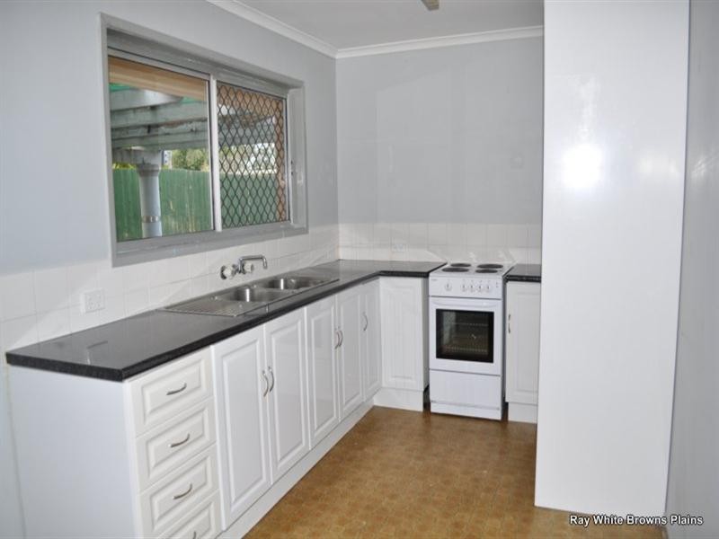 11 Mackellar Drive, Boronia Heights QLD 4124