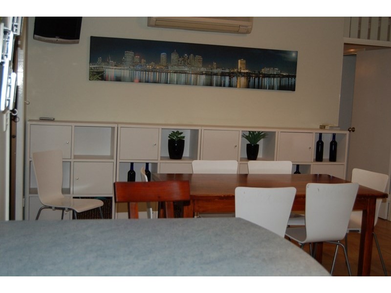 39 Dorachus Drive, Regents Park QLD 4118