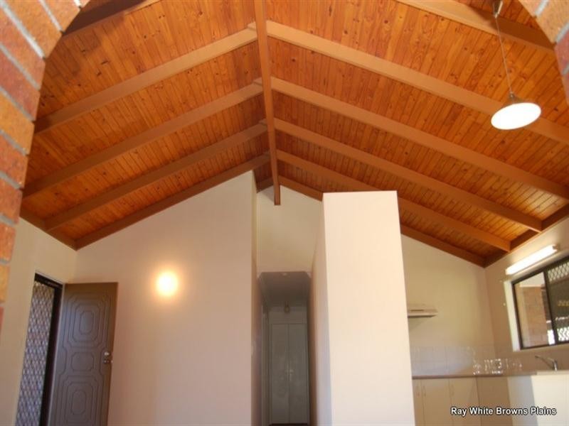 44 Vergulde Street, Regents Park QLD 4118