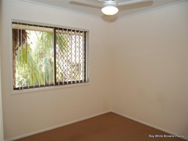 44 Vergulde Street, Regents Park QLD 4118