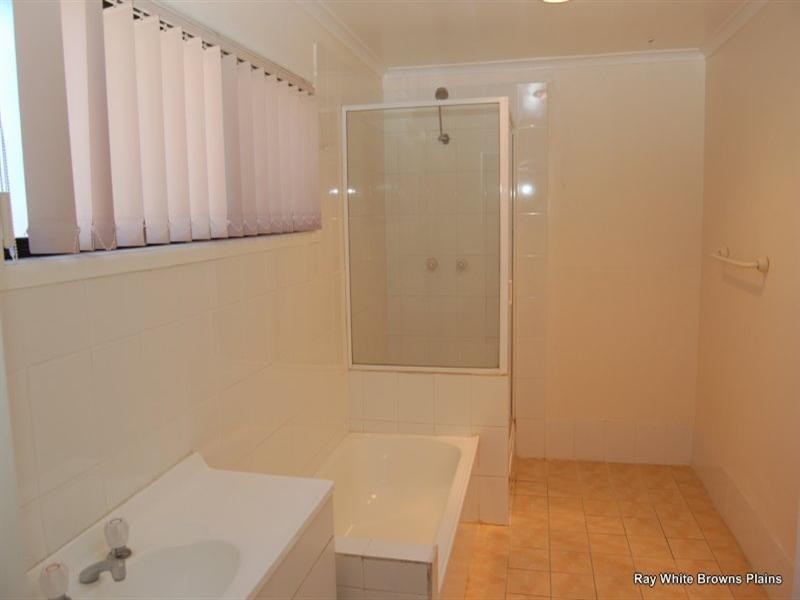 44 Vergulde Street, Regents Park QLD 4118