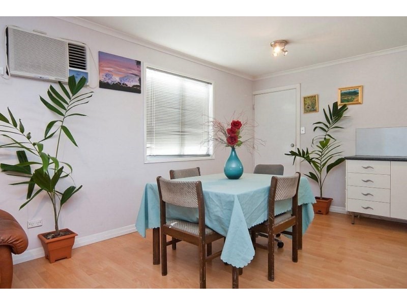 28 Blackbutt Street, Crestmead QLD 4132