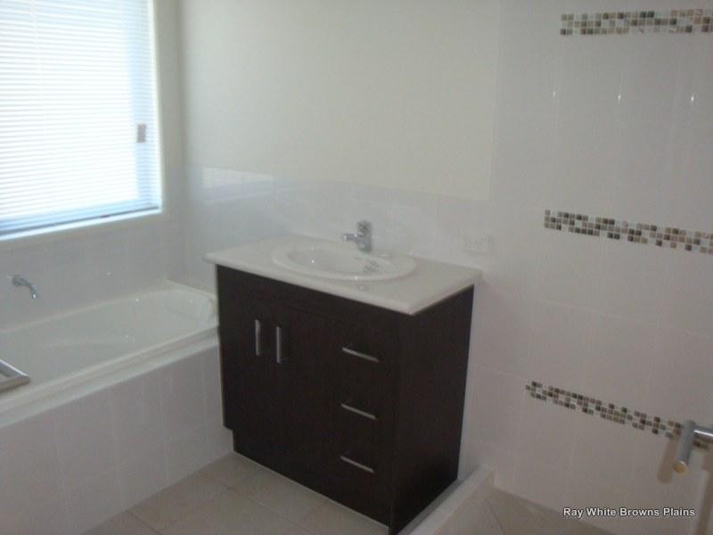 Boronia Heights QLD 4124