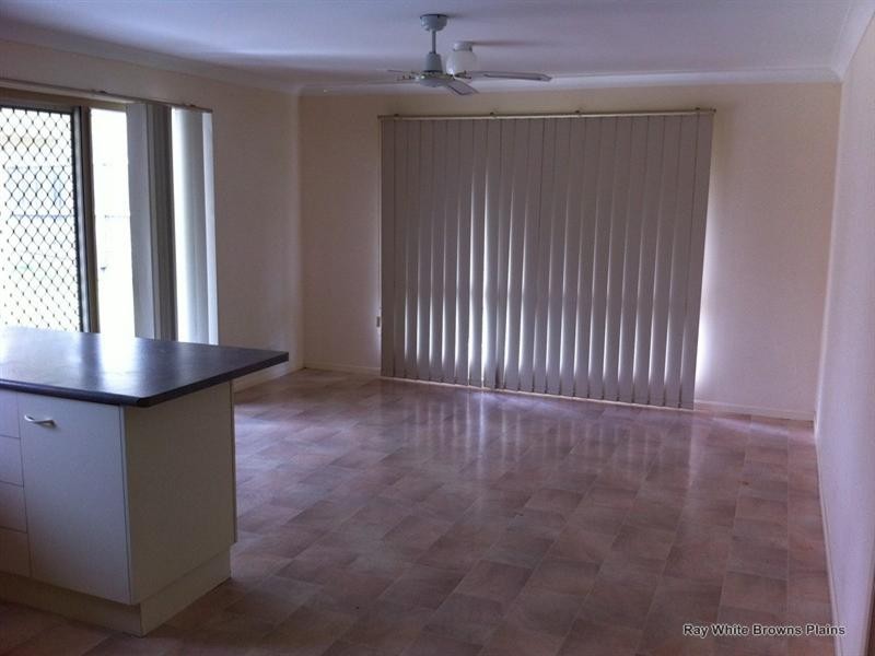 Regents Park QLD 4118