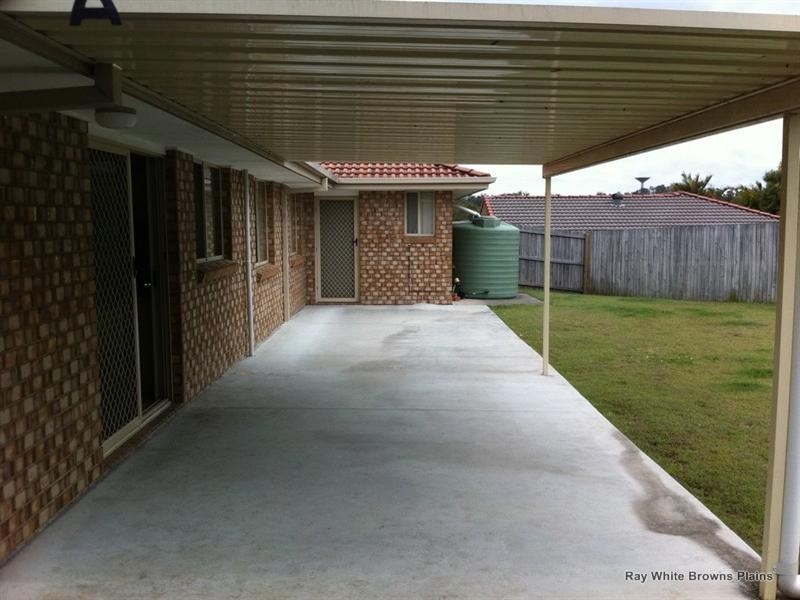 Regents Park QLD 4118