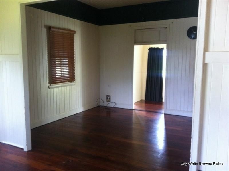 10 Muller Road, Woodridge QLD 4114