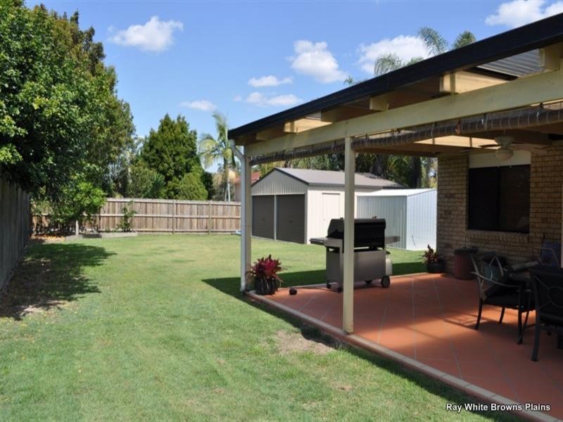 4 Langham Street, Hillcrest QLD 4118