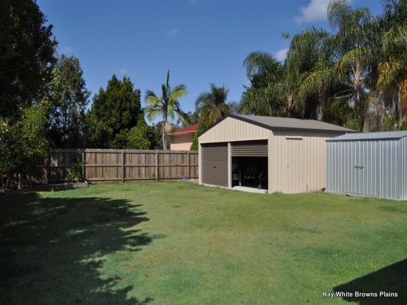 4 Langham Street, Hillcrest QLD 4118