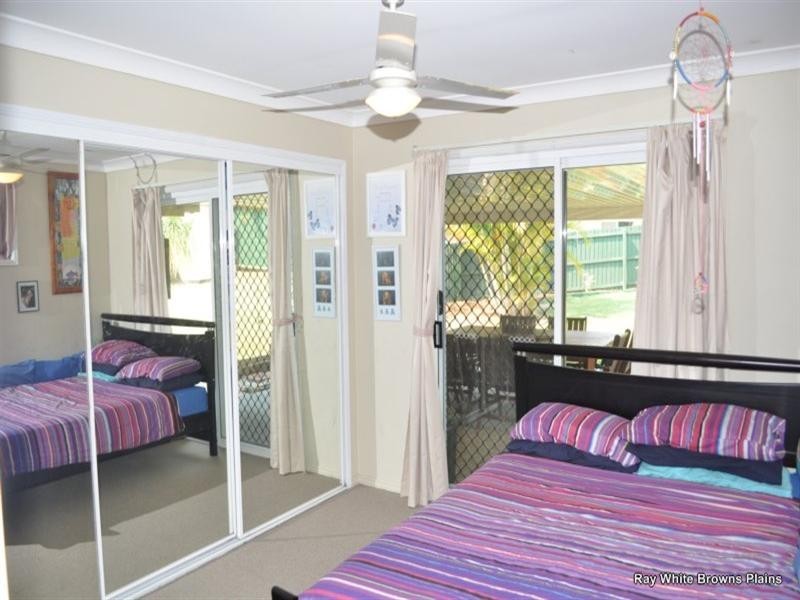 13 Greygum Court, Regents Park QLD 4118