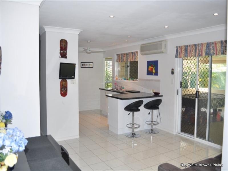 13 Greygum Court, Regents Park QLD 4118