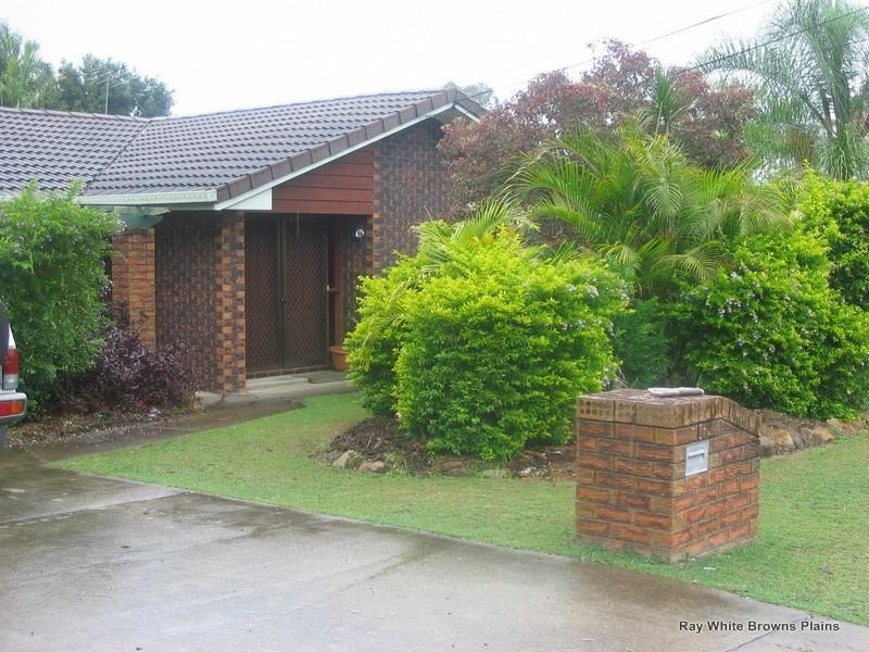 128 Estramina Road, Regents Park QLD 4118