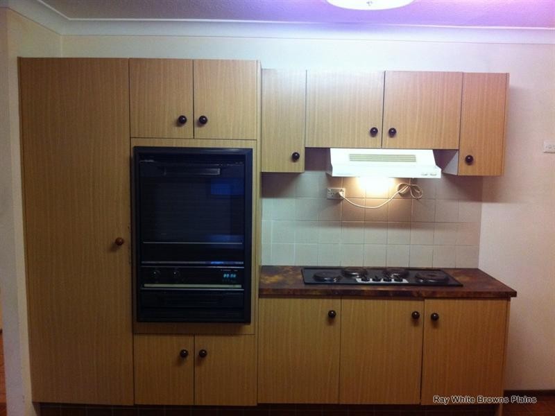 128 Estramina Road, Regents Park QLD 4118