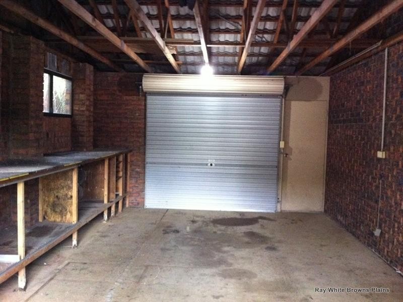 128 Estramina Road, Regents Park QLD 4118