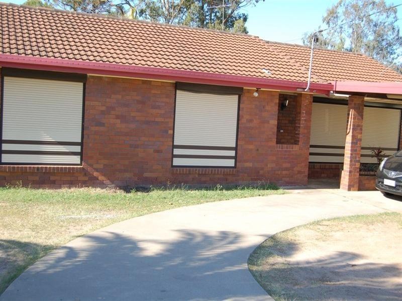 42 Estramina Road, Regents Park QLD 4118