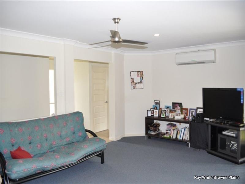 5 Eric Court, Hillcrest QLD 4118