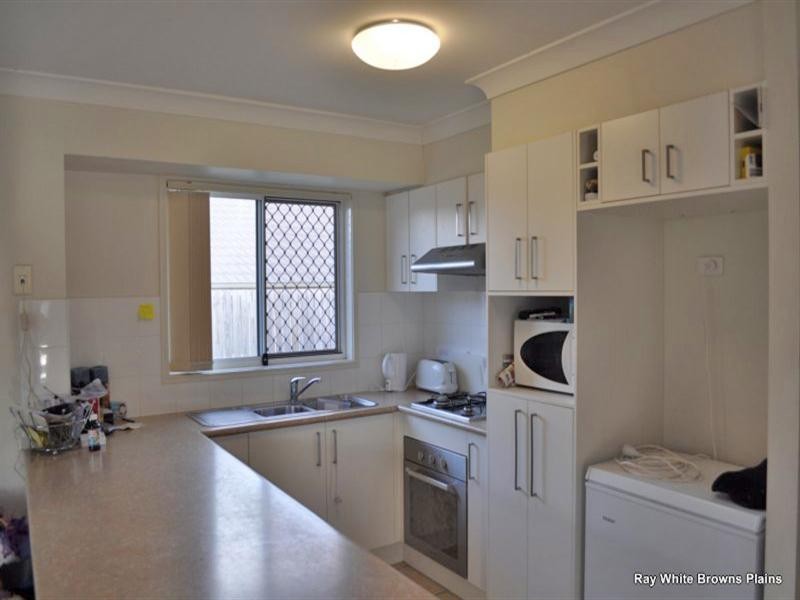 5 Eric Court, Hillcrest QLD 4118