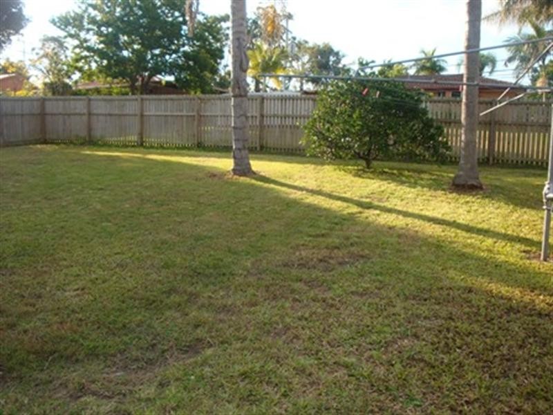 34 Dracon Street, Regents Park QLD 4118