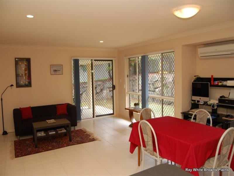 8 Rio Court, Underwood QLD 4119