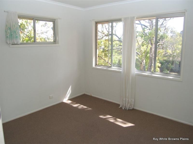 Regents Park QLD 4118