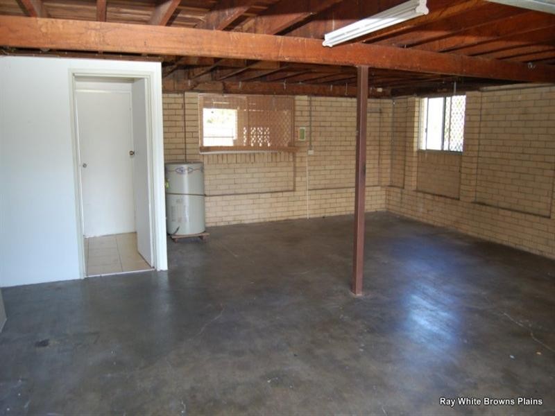 Regents Park QLD 4118