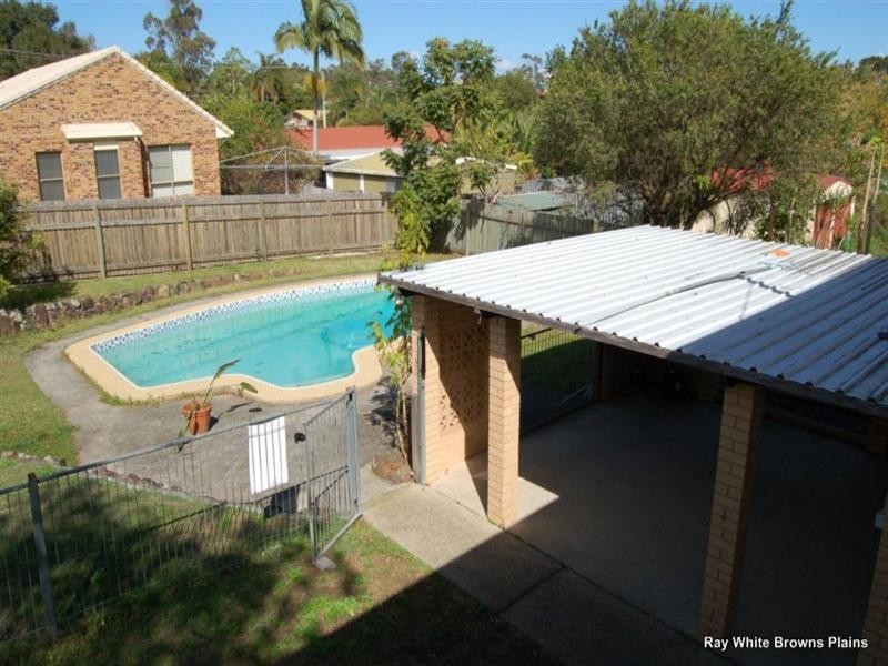 Regents Park QLD 4118