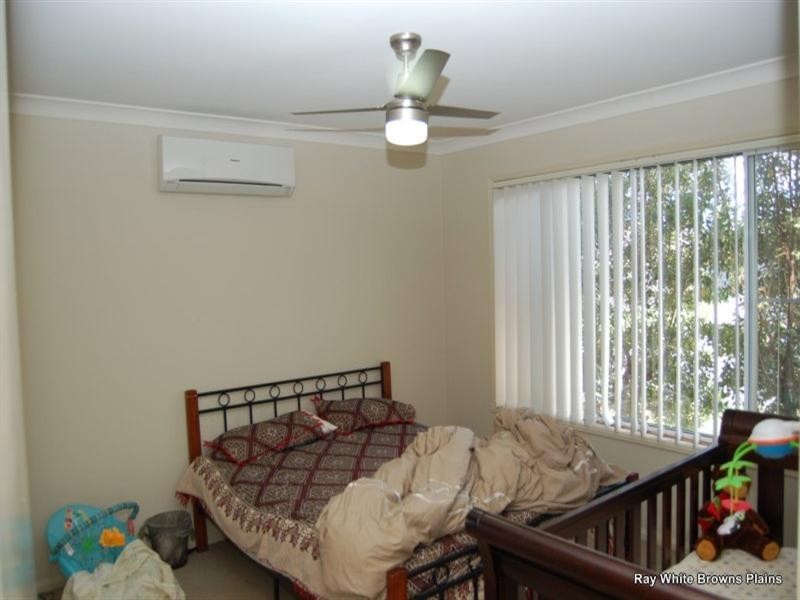 Regents Park QLD 4118