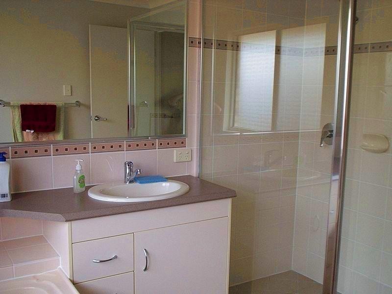 Regents Park QLD 4118