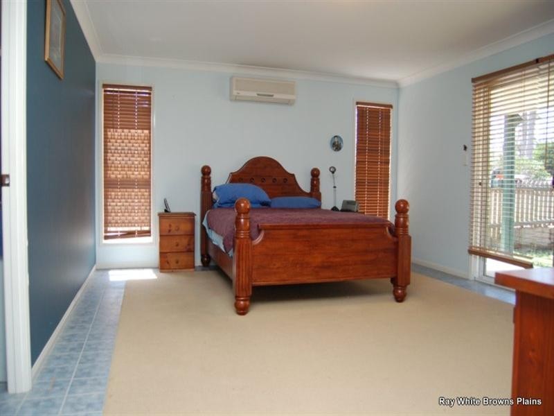 9-11 Lakefield Court, Chambers Flat QLD 4133