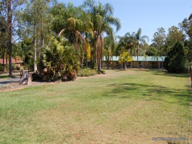9-11 Lakefield Court, Chambers Flat QLD 4133