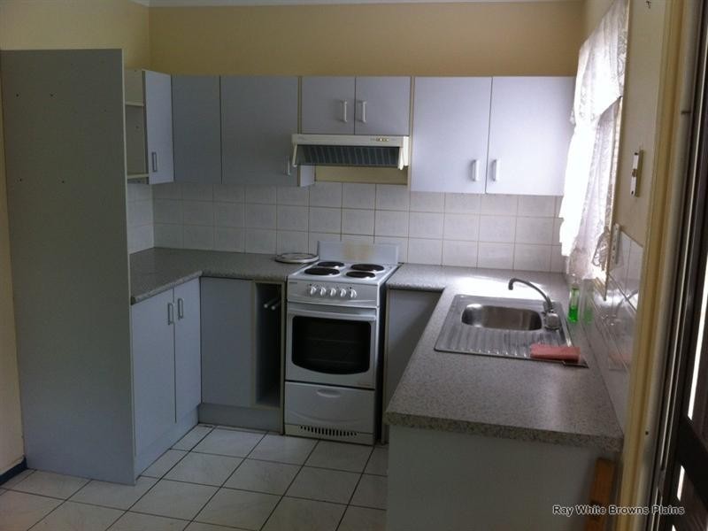 42 Strathallen Drive, Boronia Heights QLD 4124