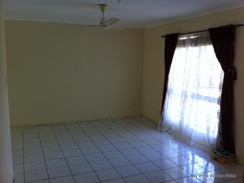 42 Strathallen Drive, Boronia Heights QLD 4124