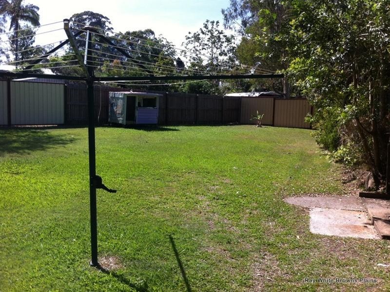 42 Strathallen Drive, Boronia Heights QLD 4124