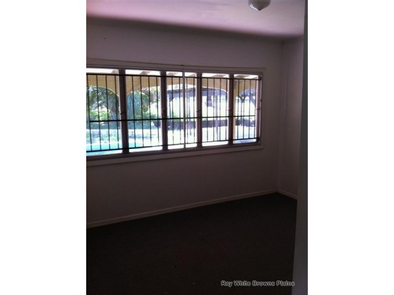 562 Middle Road, Greenbank QLD 4124