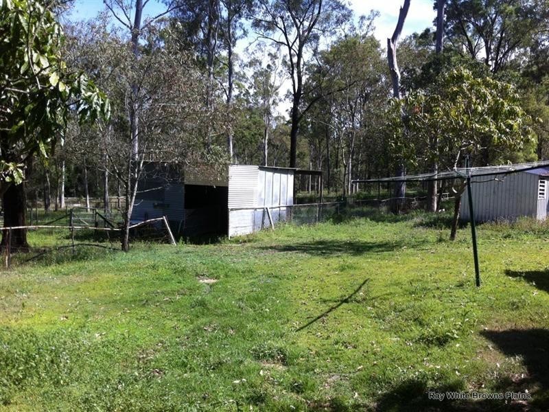 562 Middle Road, Greenbank QLD 4124