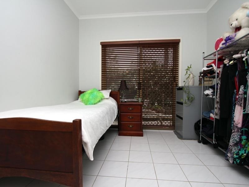 32 Madison Court, Munruben QLD 4125